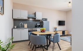 Wine House Apartments & Rooms Marceta