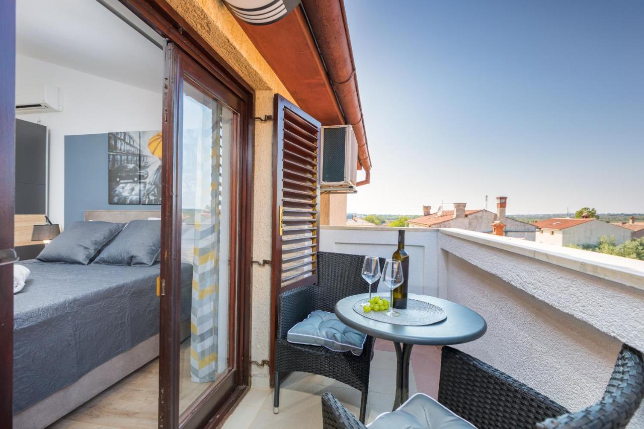 Wine House Apartments & Rooms Marceta Fažana Exterior foto
