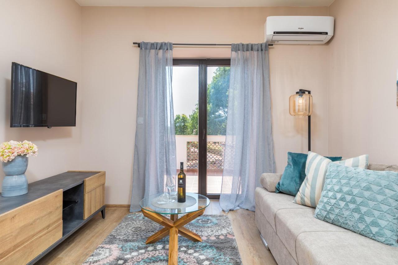 Wine House Apartments & Rooms Marceta Fažana Exterior foto